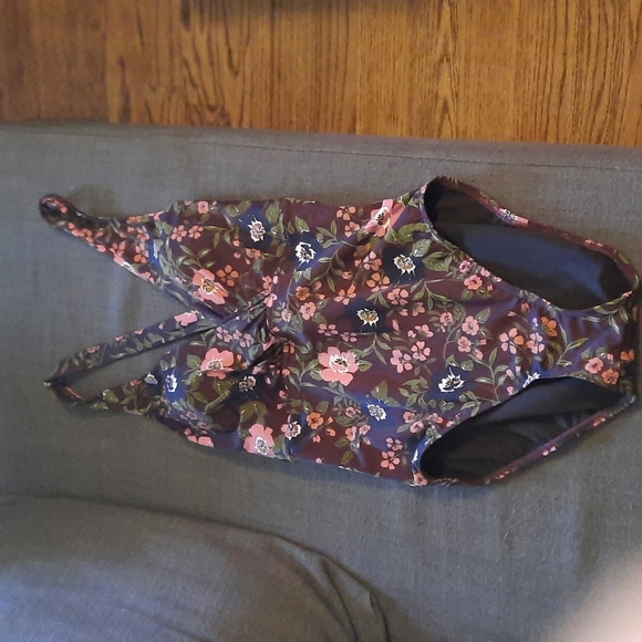 PLum floral dreamsuit 12 - Picture 3 of 8